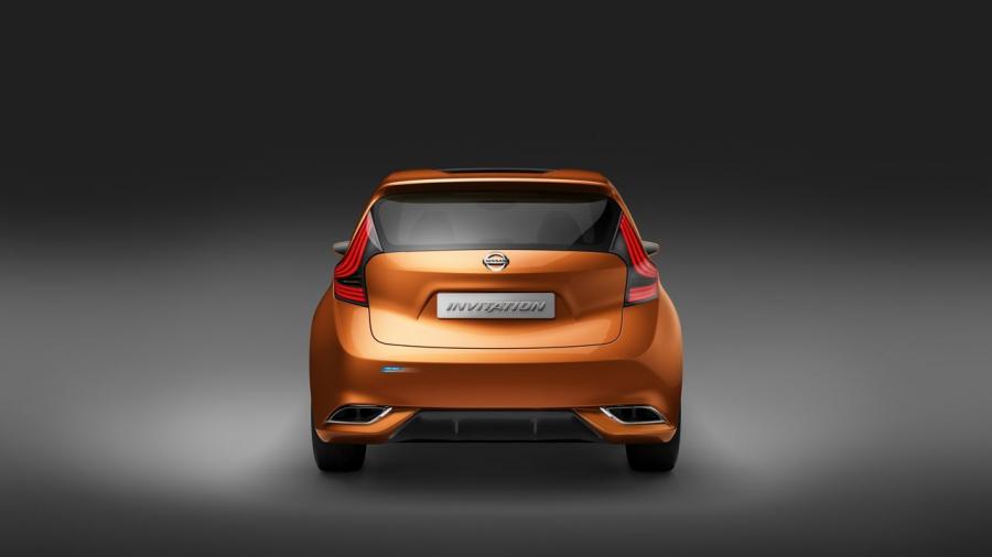  Nissan Invitation Concept 2012 года  (фото 2 из 44)